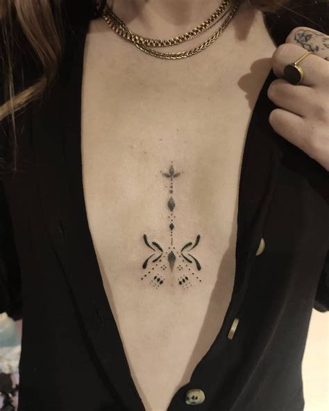 Breast Tattoos: Elegant & Intimate Designs (31 Ideas) 